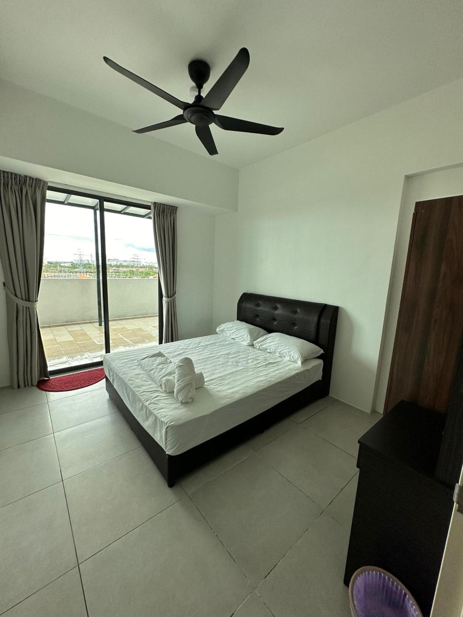 Sz Legacy At Meritus Apartment *
